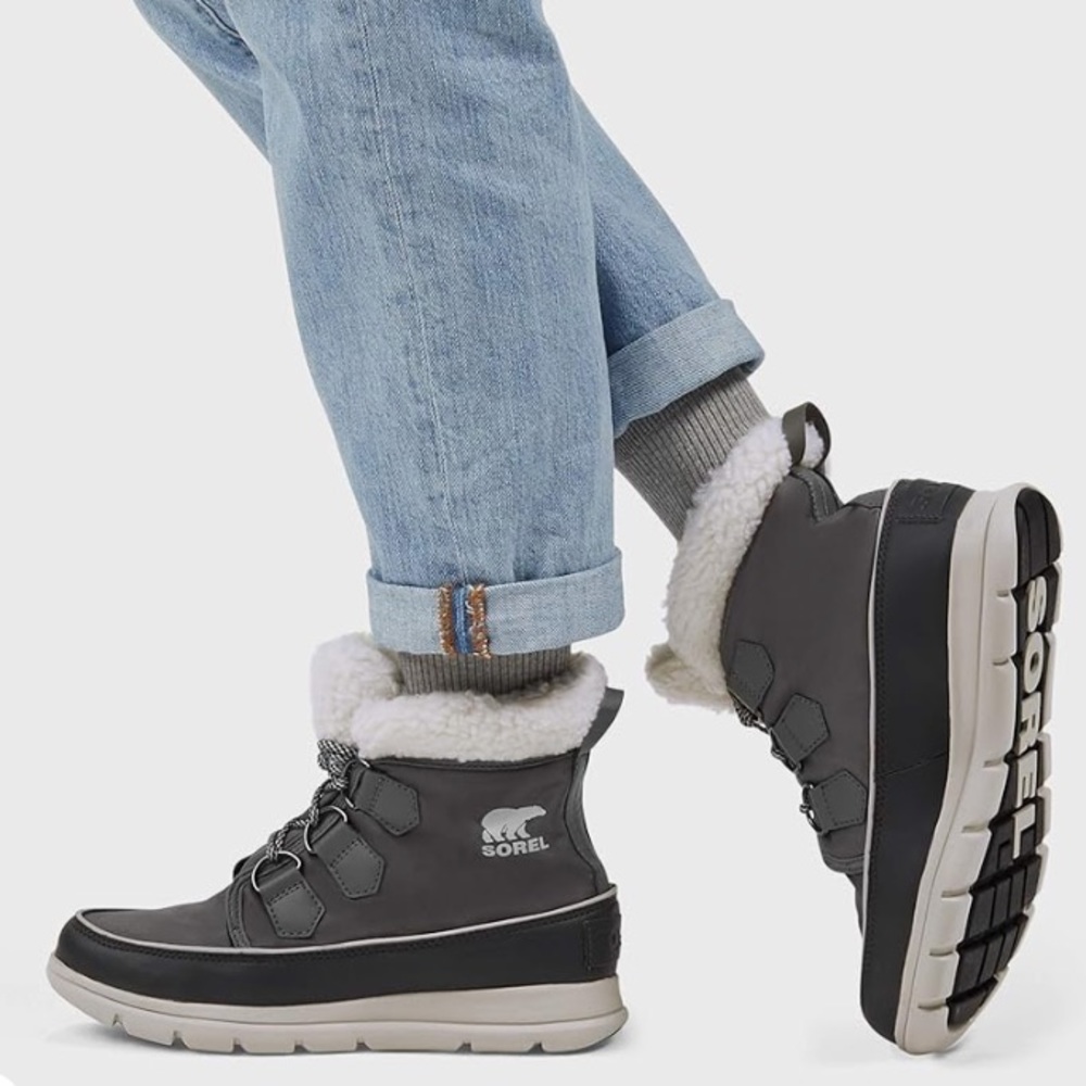 Grey Sorel Explorer Carnival Waterproof Boots Size 9.5 NWT